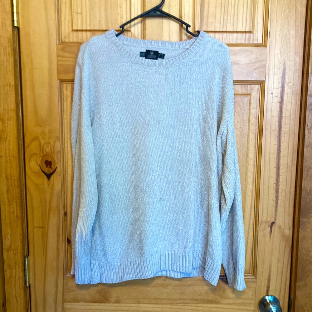 Volcom sweater